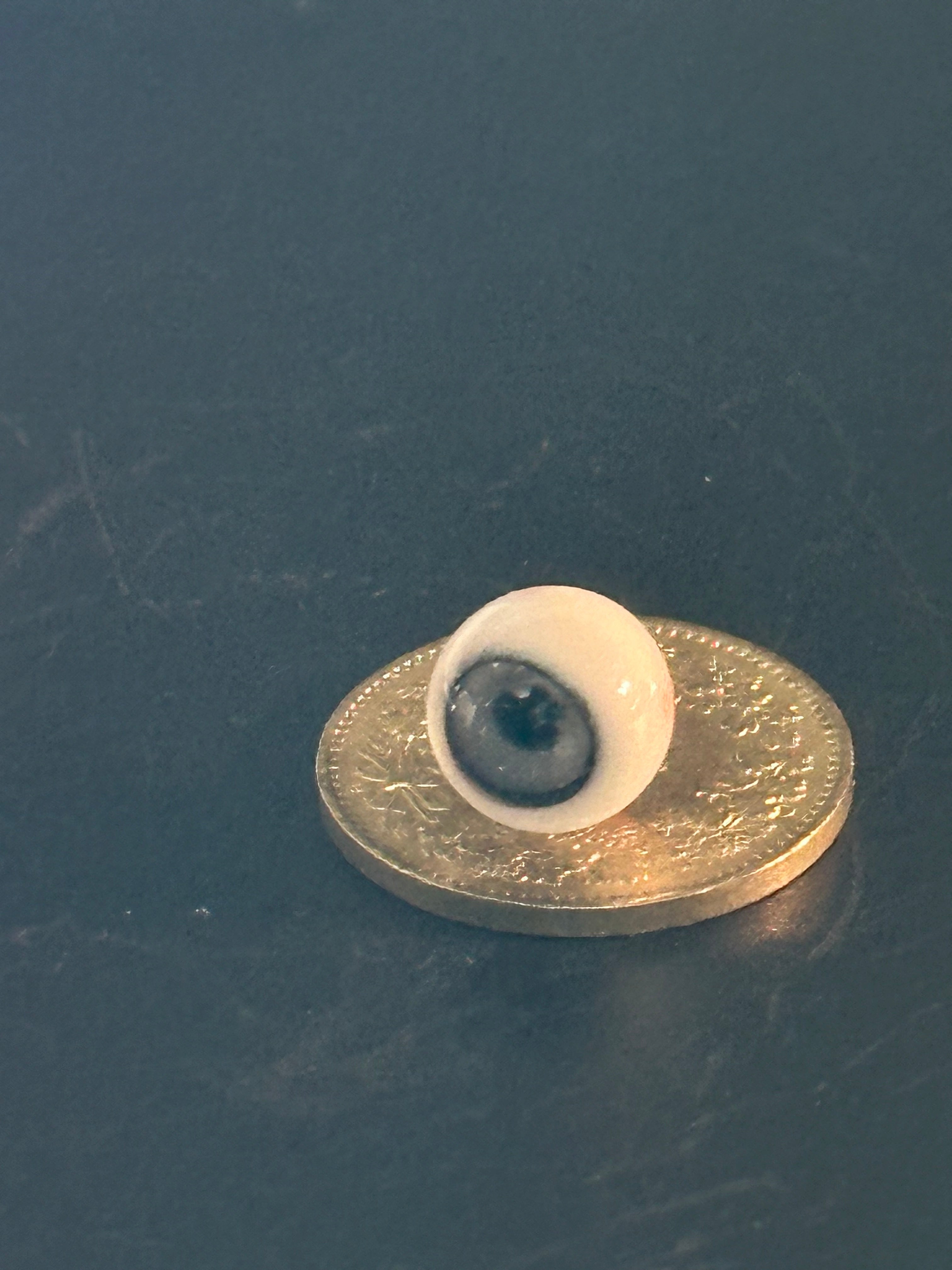 🔮 DemateoArt Glass Pearls – Miniature Masterpieces