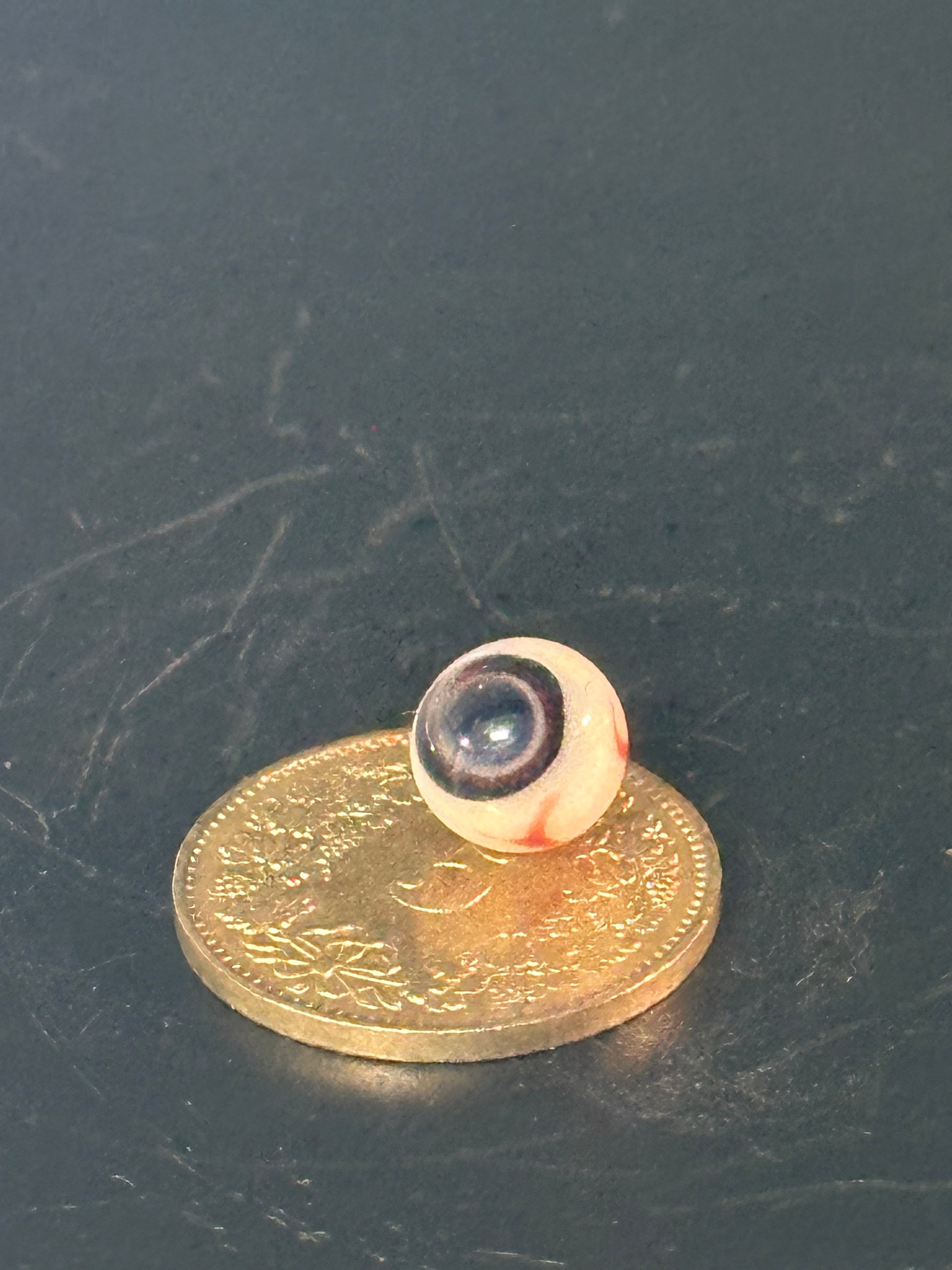 🔮 DemateoArt Glass Pearls – Miniature Masterpieces