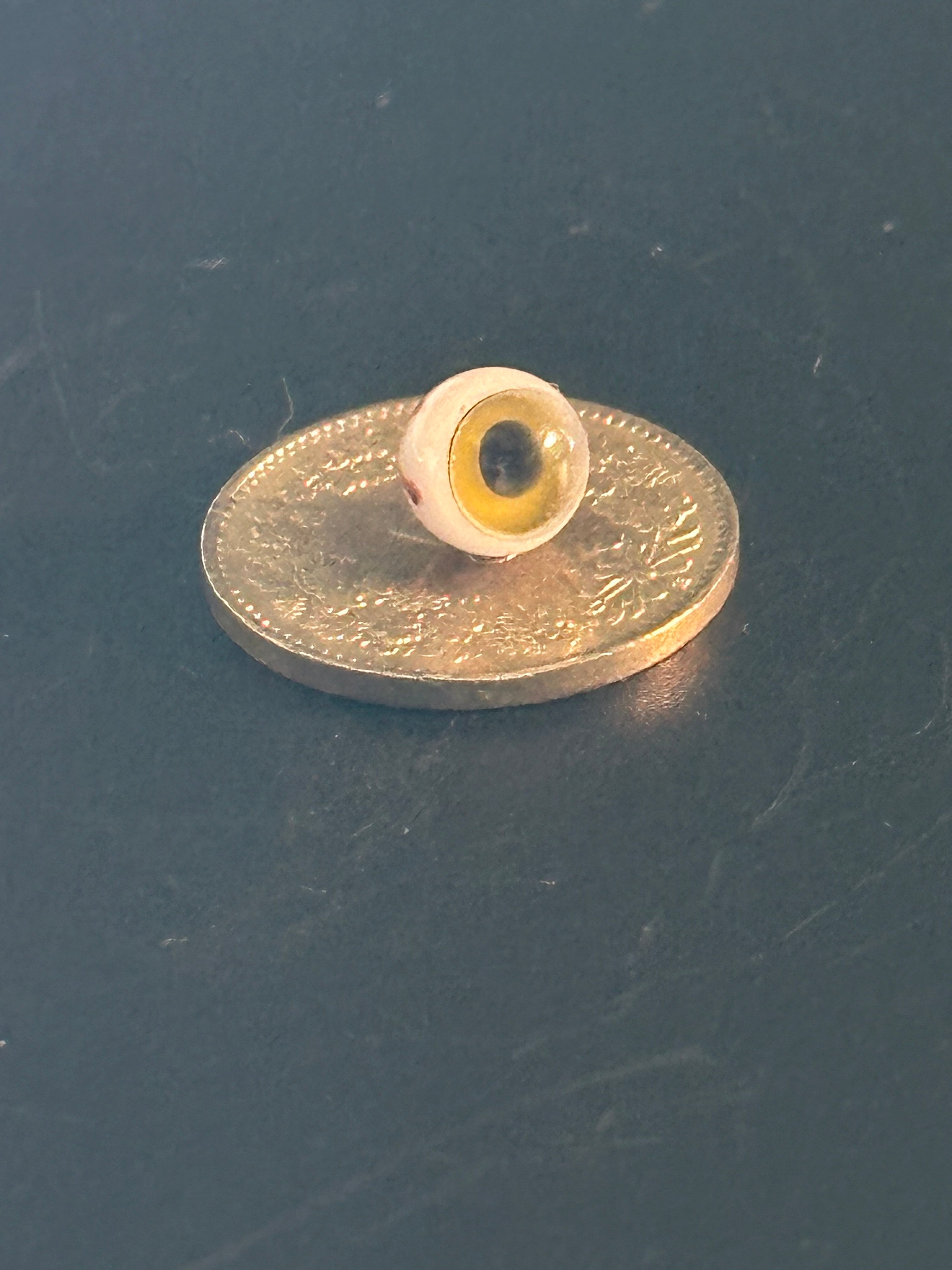 🔮 DemateoArt Glass Pearls – Miniature Masterpieces