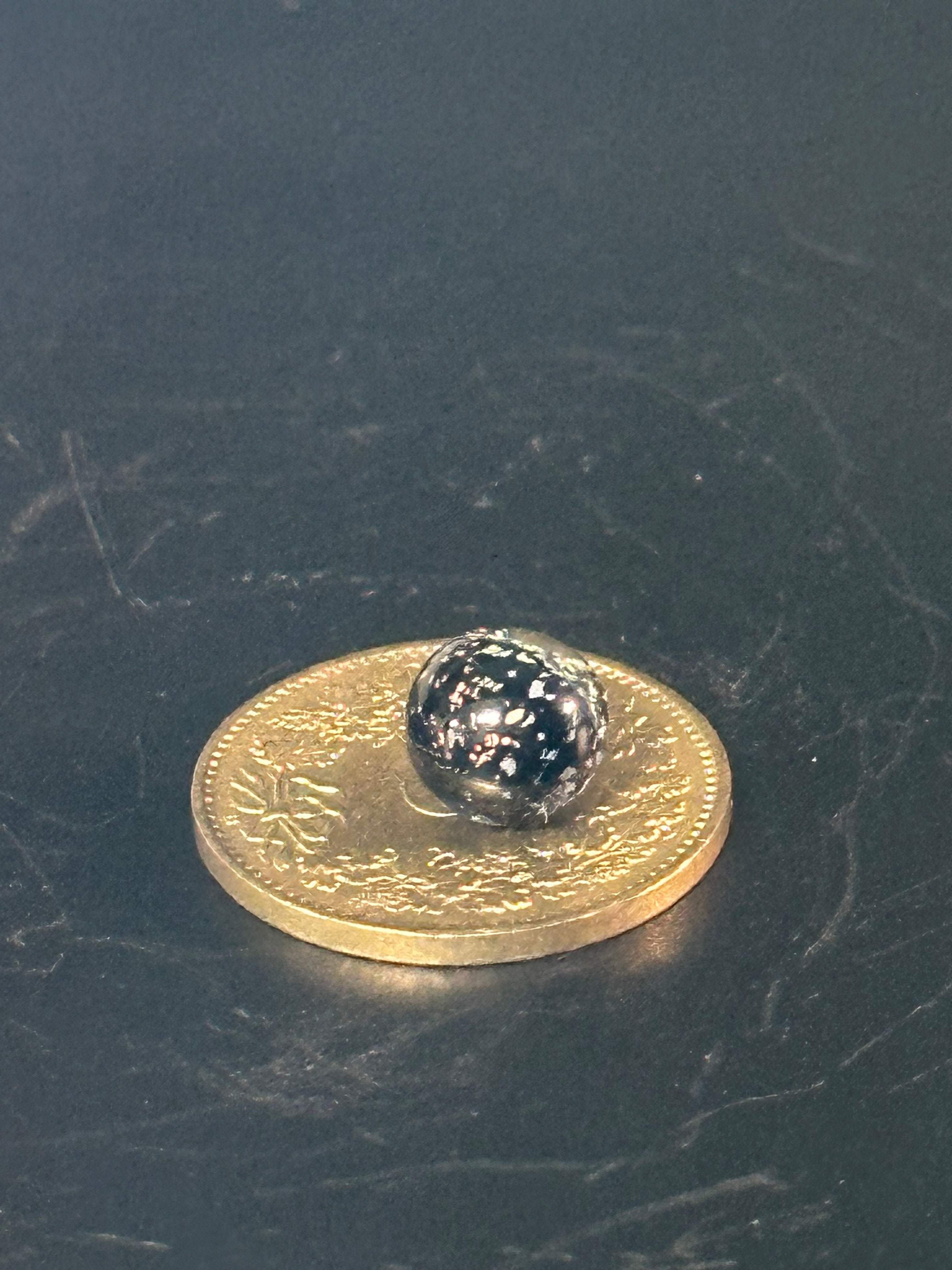 🔮 DemateoArt Glass Pearls – Miniature Masterpieces