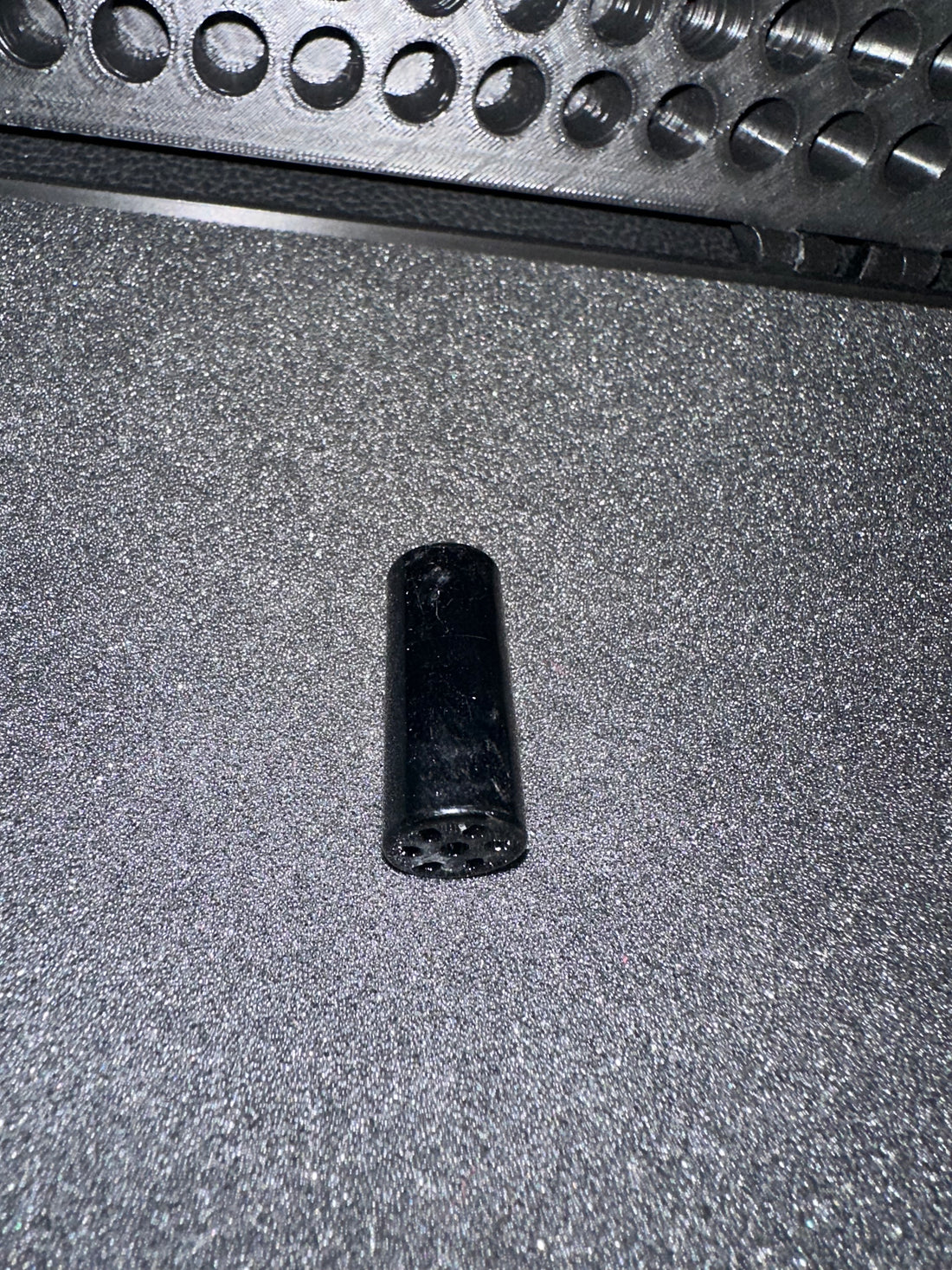 Nictip Mitternacht 12x30mm (7-Hole)