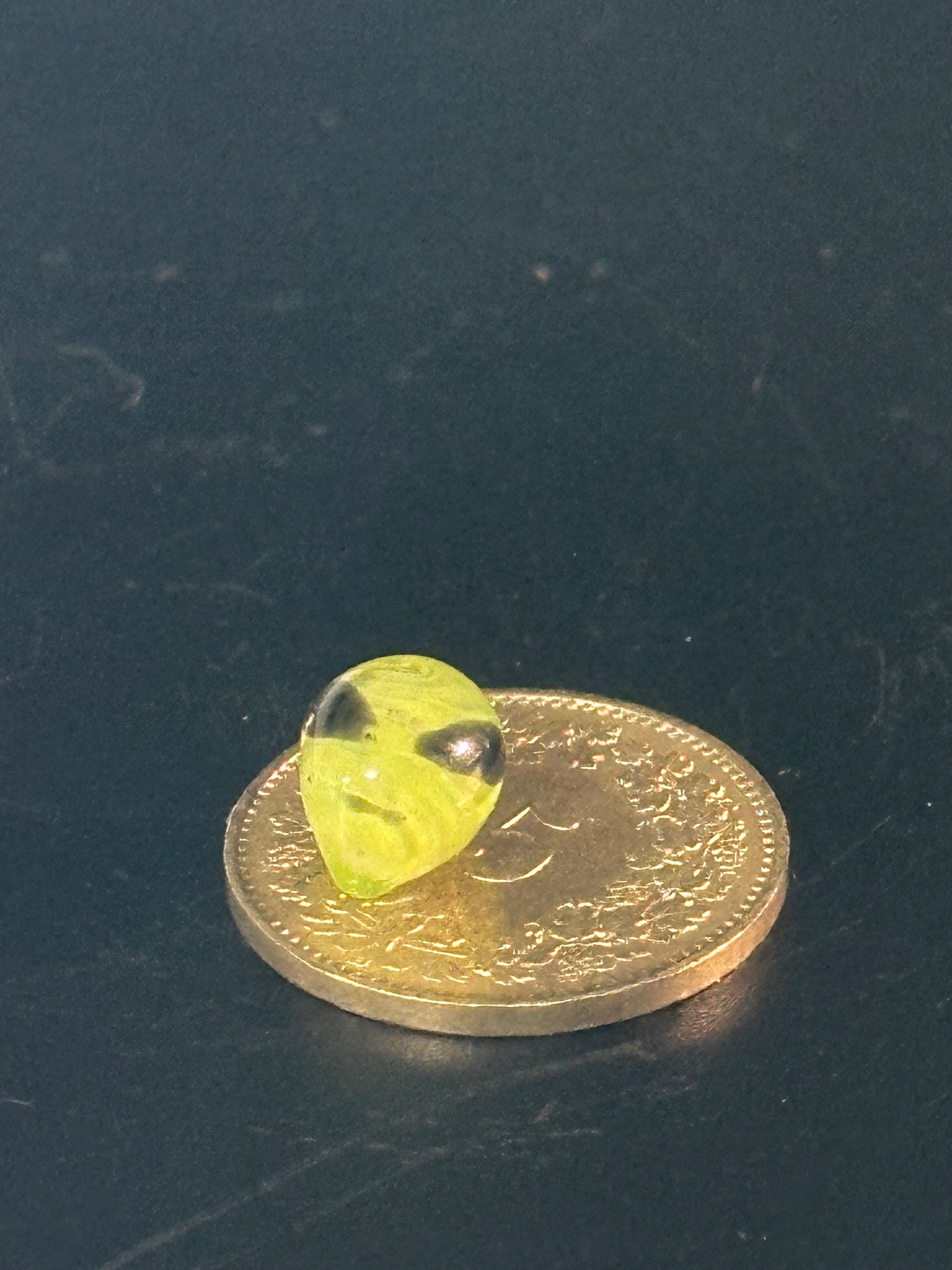 🔮 DemateoArt Glass Pearls – Miniature Masterpieces