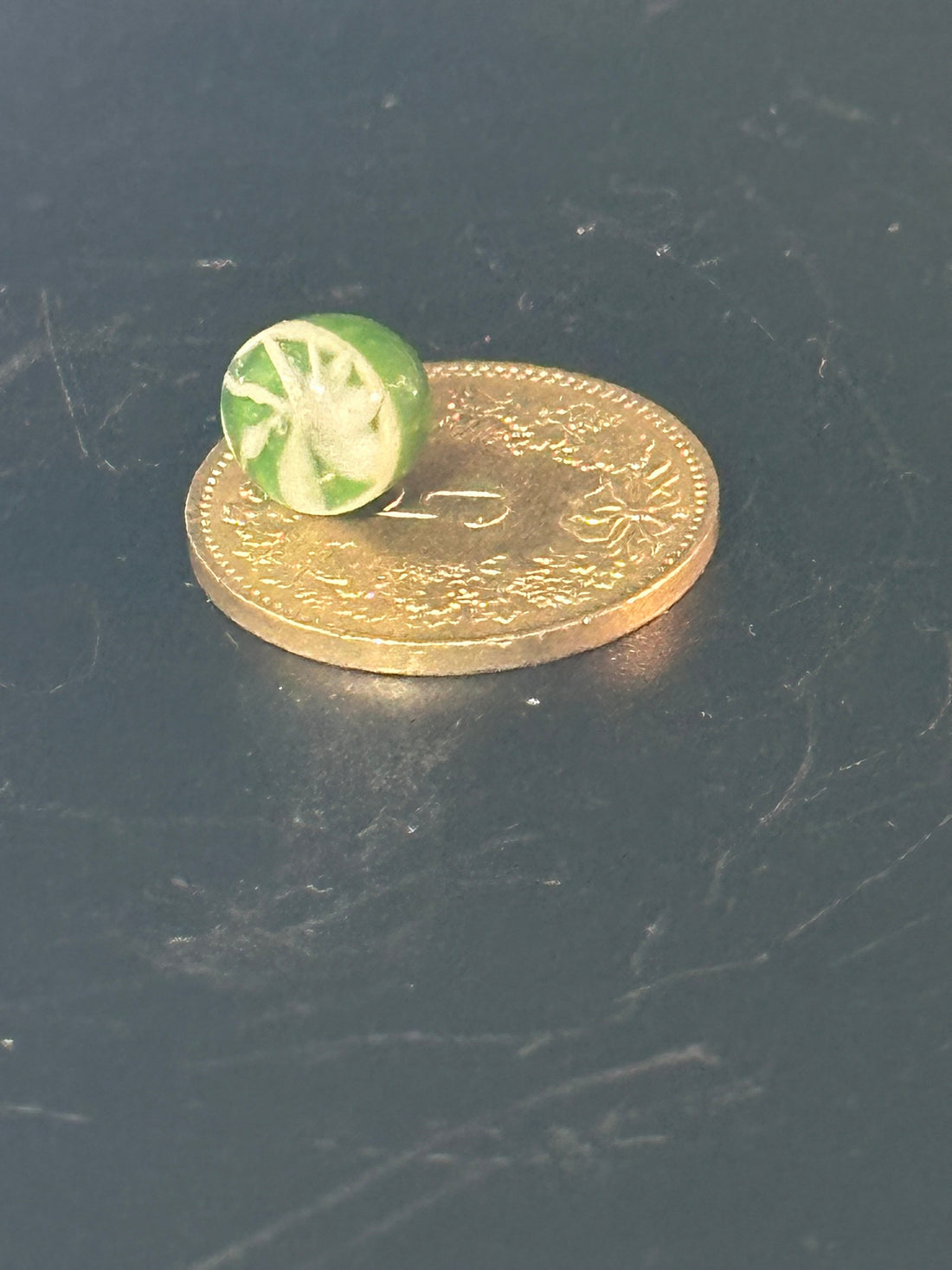 🔮 DemateoArt Glass Pearls – Miniature Masterpieces